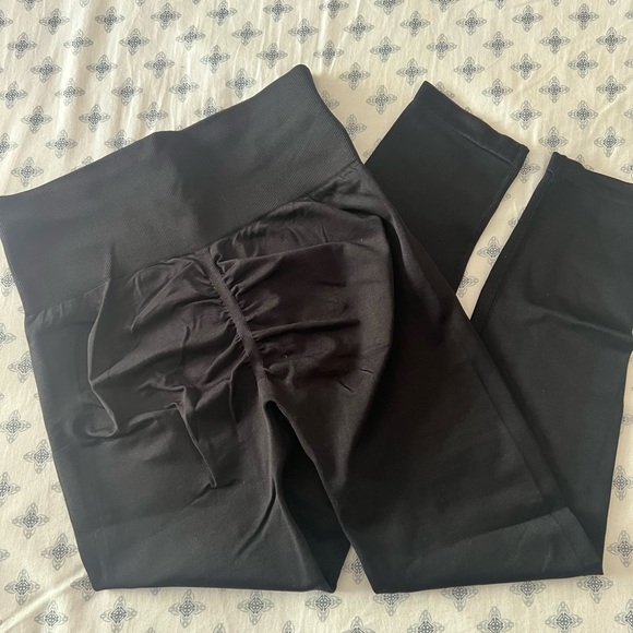 scrunch butt gym leggings - Picture 1 of 2